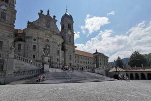 Einsiedeln Kloster Vorplatz