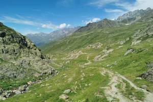 Abstieg vom Col du Grand-St-Bernard nach L'Hospitalet