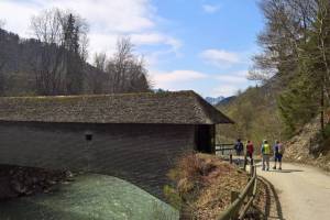 Wanderung Gruyères - Corbières